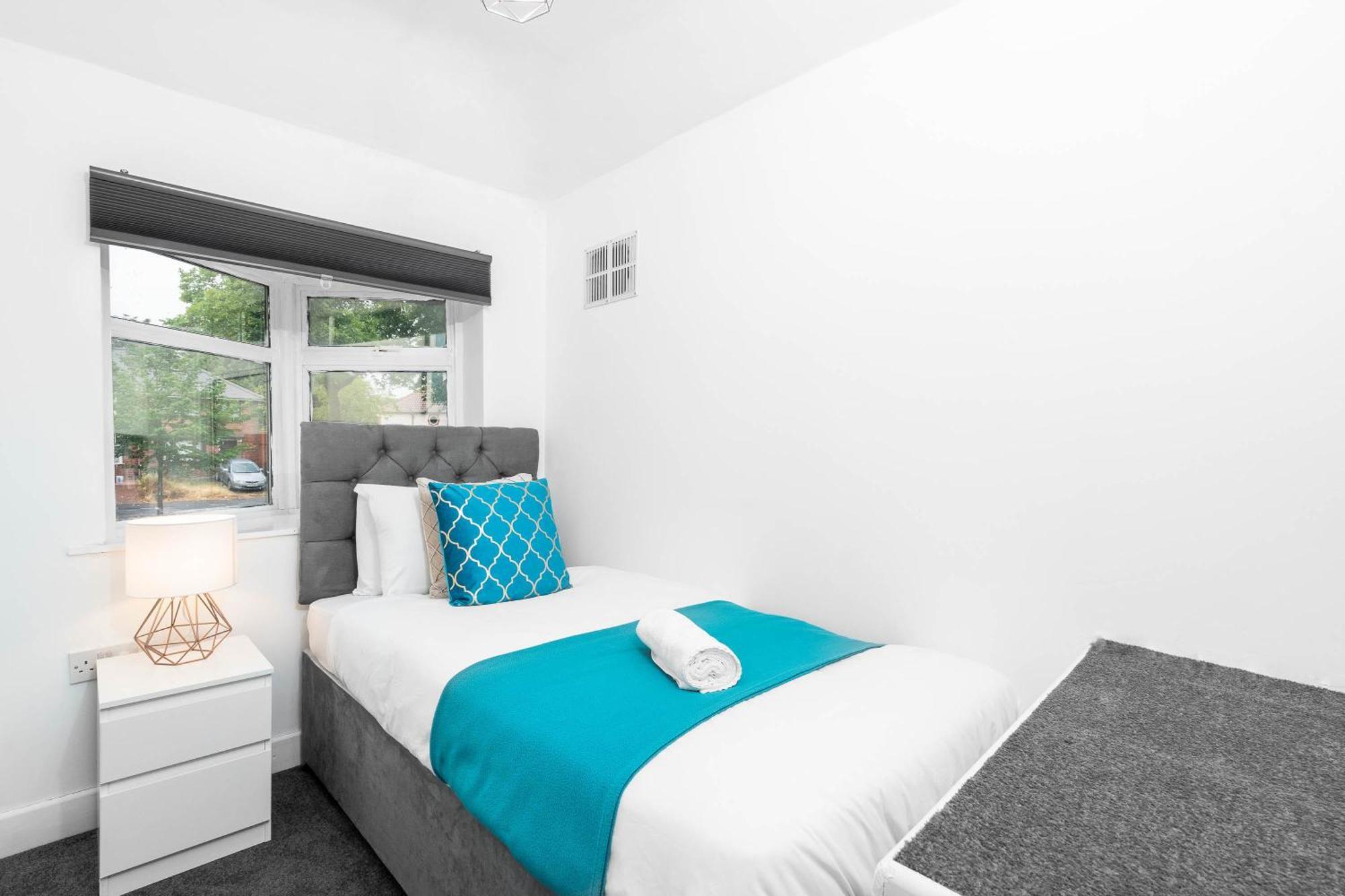 4 Bedroom House - Accommodates 7 - Garden - Parking - Netflix - Wifi - 559T Birmingham Exterior foto
