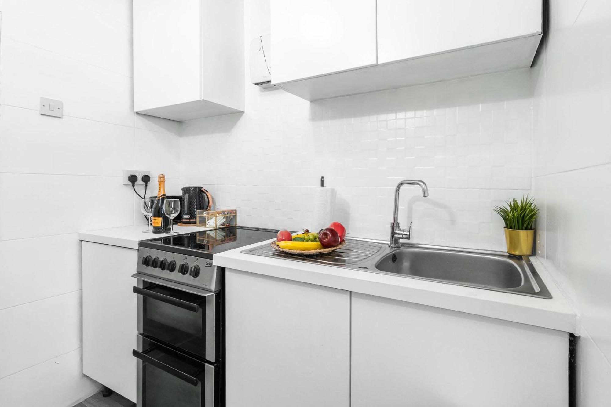 4 Bedroom House - Accommodates 7 - Garden - Parking - Netflix - Wifi - 559T Birmingham Exterior foto