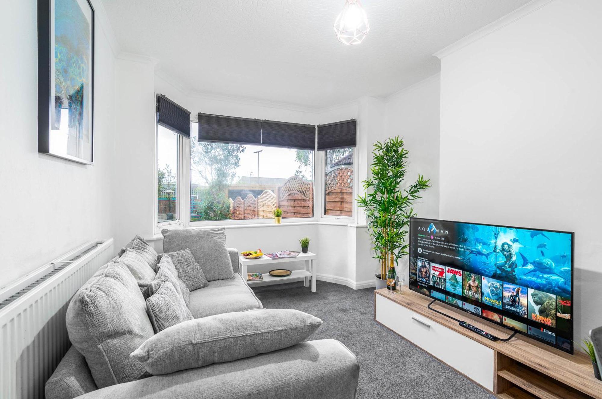 4 Bedroom House - Accommodates 7 - Garden - Parking - Netflix - Wifi - 559T Birmingham Exterior foto